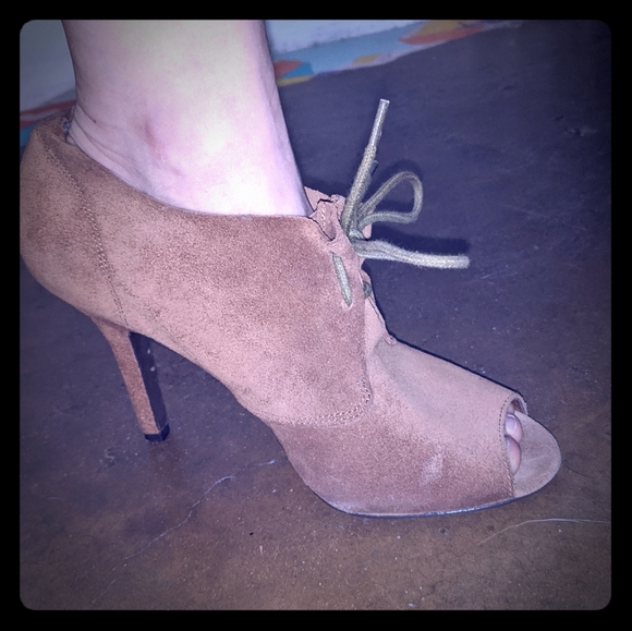 Stopped wearing heels! - Picture 1 of 4